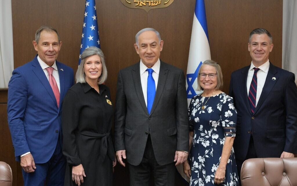 ראש הממשלה בנימין נתניהו ומשלחת מחוקקים רפובליקנים. ירושלים 26 באוגוסט 2024 (צילום: עמוס בן גרשם / לע"מ) ראש הממשלה בנימין נתניהו ומשלחת מחוקקים רפובליקנים. ירושלים 26 באוגוסט 2024 (צילום: עמוס בן גרשם / לע"מ)