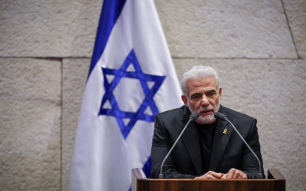 יאיר לפיד נושא דברים במליאת הכנסת, 27 בנובמבר 2024 (צילום: נועם מושקוביץ/דוברות הכנסת) יאיר לפיד נושא דברים במליאת הכנסת, 27 בנובמבר 2024 (צילום: נועם מושקוביץ/דוברות הכנסת)