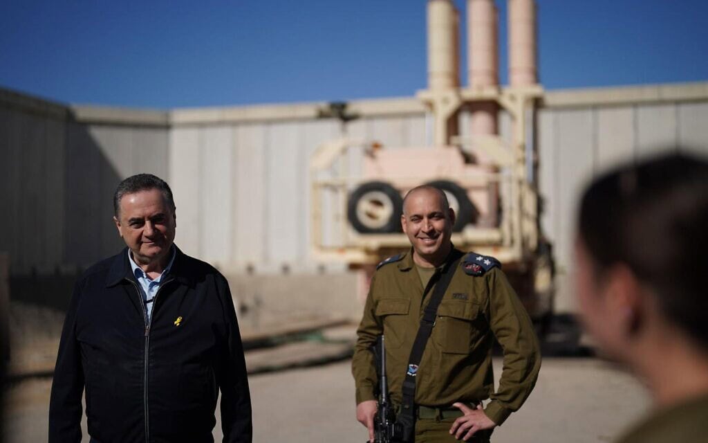 שר הביטחון ישראל כ"ץ ביקר בסוללת חץ, 24 בדצמבר 2024 (צילום: אריאל חרמוני, משרד הביטחון) שר הביטחון ישראל כ"ץ ביקר בסוללת חץ, 24 בדצמבר 2024 (צילום: אריאל חרמוני, משרד הביטחון)