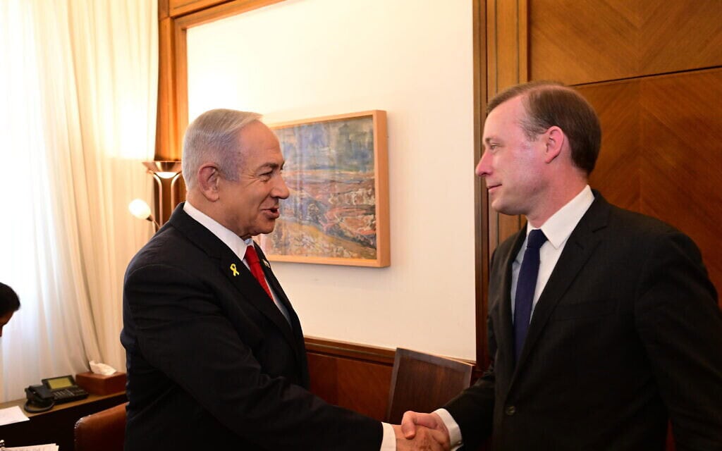 ראש הממשלה בנימין נתניהו והיועץ לביטחון לאומי של ארה"ב ג'ייק סאליבן. 12 בדצמבר 2024 (צילום: עמוס בן גרשום לע"מ) ראש הממשלה בנימין נתניהו והיועץ לביטחון לאומי של ארה"ב ג'ייק סאליבן. 12 בדצמבר 2024 (צילום: עמוס בן גרשום לע"מ)