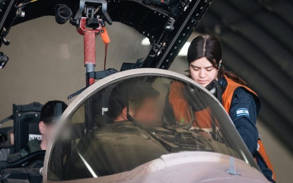 ההכנות בצה"ל לתקיפה האווירית בתימן, 26 בדצמבר 2024 (צילום: דובר צה"ל) ההכנות בצה"ל לתקיפה האווירית בתימן, 26 בדצמבר 2024 (צילום: דובר צה"ל)