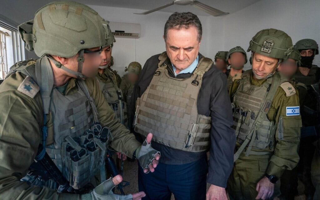 שר הביטחון ישראל כ״ץ בסיור במחנה הפליטים ג׳נין. 29 בינואר 2025 (צילום: אריאל חרמוני, משרד הביטחון) שר הביטחון ישראל כ״ץ בסיור במחנה הפליטים ג׳נין. 29 בינואר 2025 (צילום: אריאל חרמוני, משרד הביטחון)