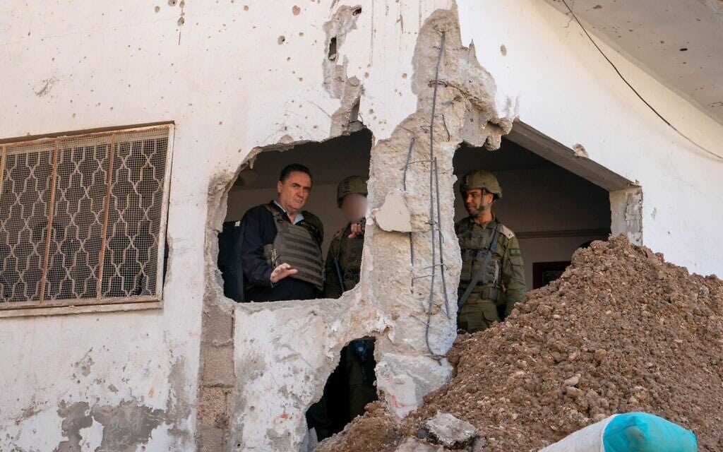 שר הביטחון ישראל כ״ץ בסיור במחנה הפליטים ג׳נין. 29 בינואר 2025 (צילום: אריאל חרמוני, משרד הביטחון) שר הביטחון ישראל כ״ץ בסיור במחנה הפליטים ג׳נין. 29 בינואר 2025 (צילום: אריאל חרמוני, משרד הביטחון)