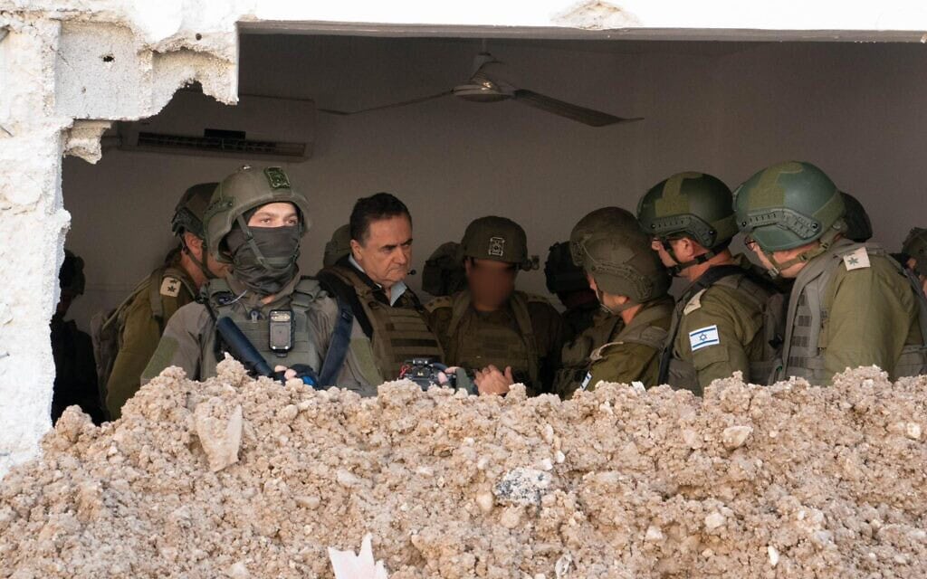 שר הביטחון ישראל כ״ץ בסיור במחנה הפליטים ג׳נין. 29 בינואר 2025 (צילום: אריאל חרמוני, משרד הביטחון) שר הביטחון ישראל כ״ץ בסיור במחנה הפליטים ג׳נין. 29 בינואר 2025 (צילום: אריאל חרמוני, משרד הביטחון)