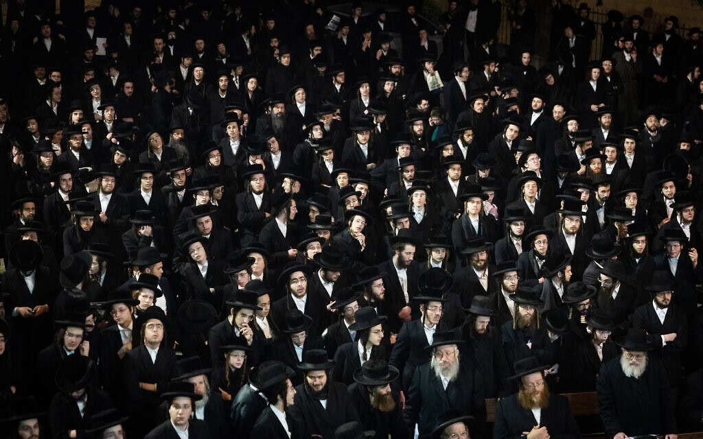 הפגנה של חרדים נגד חוק הגיוס בשכונת מאה שערים בירושלים, 3 בפברואר 2025 (צילום: חיים גולדברג/פלאש90) הפגנה של חרדים נגד חוק הגיוס בשכונת מאה שערים בירושלים, 3 בפברואר 2025 (צילום: חיים גולדברג/פלאש90)