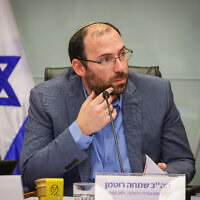 יו"ר ועדת חוקה שמחה רוטמן בדיון. 25 בפברואר 2024 (צילום: נועם מושקוביץ, דוברות הכנסת) יו"ר ועדת חוקה שמחה רוטמן בדיון. 25 בפברואר 2024 (צילום: נועם מושקוביץ, דוברות הכנסת)