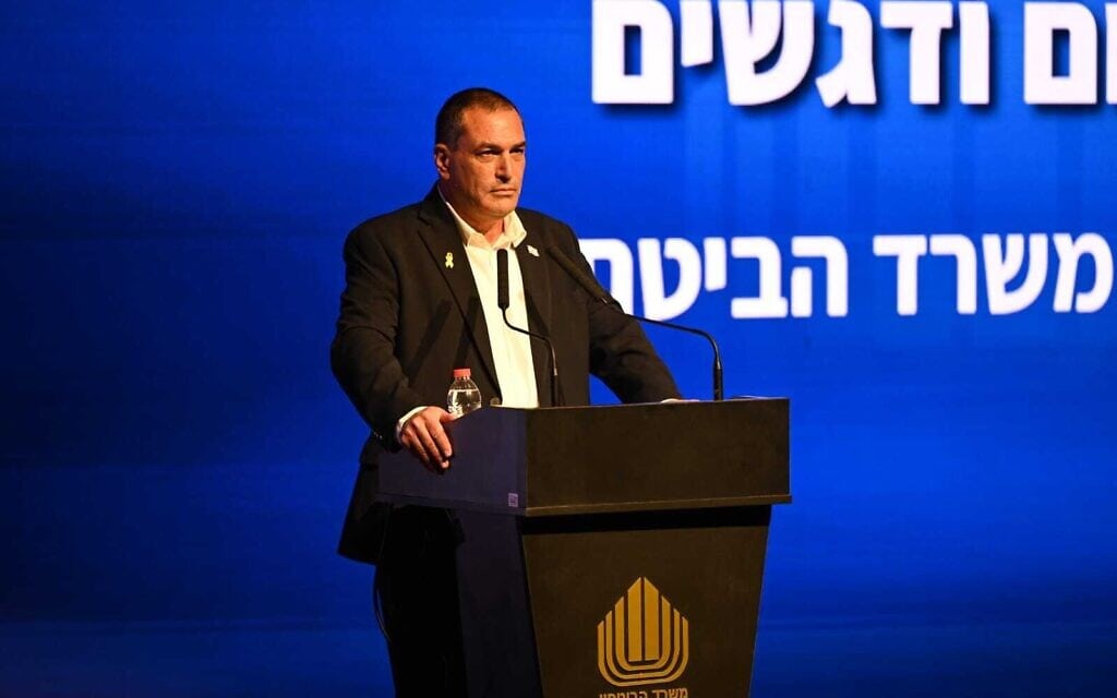 מנכ"ל משרד הביטחון אייל זמיר, 2 בפברואר 2025 (צילום: משרד הביטחון) מנכ"ל משרד הביטחון אייל זמיר, 2 בפברואר 2025 (צילום: משרד הביטחון)
