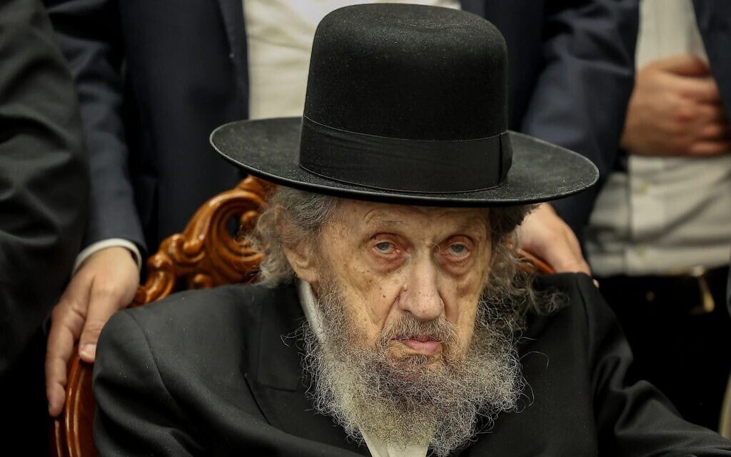הרב דב לנדו משתתף בדיון בנושא גיוס חרדים לצה"ל, בני ברק, 5 באפריל 2024 (צילום: שלומי כהן/פלאש90)