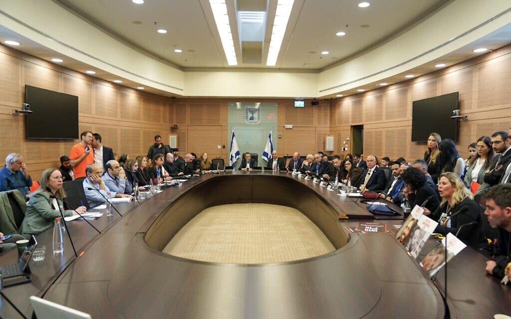 ישיבת ועדת הכספים, 23 במרץ 2025 (צילום: דני שם טוב, דוברות הכנסת) ישיבת ועדת הכספים, 23 במרץ 2025 (צילום: דני שם טוב, דוברות הכנסת)