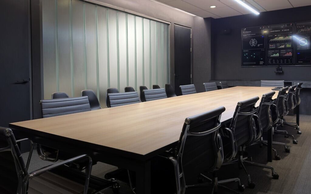 חדר ישיבות, אילוסטרציה (צילום: iStock / reenbutterfly) חדר ישיבות, אילוסטרציה (צילום: iStock / reenbutterfly)