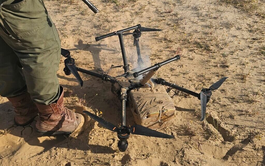 כוחות צה"ל סיכלו הברחת סמים בגבול מצרים, מרץ 2025 (צילום: דובר צה"ל) כוחות צה"ל סיכלו הברחת סמים בגבול מצרים, מרץ 2025 (צילום: דובר צה"ל)