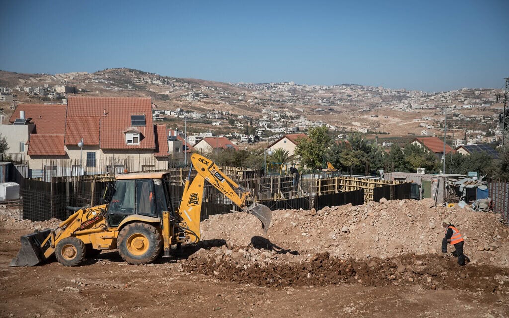 עבודות בנייה בתקוע בגוש עציון. 19 בנובמבר 2019 (צילום: הדס פרוש/פלאש90) עבודות בנייה בתקוע בגוש עציון. 19 בנובמבר 2019 (צילום: הדס פרוש/פלאש90)