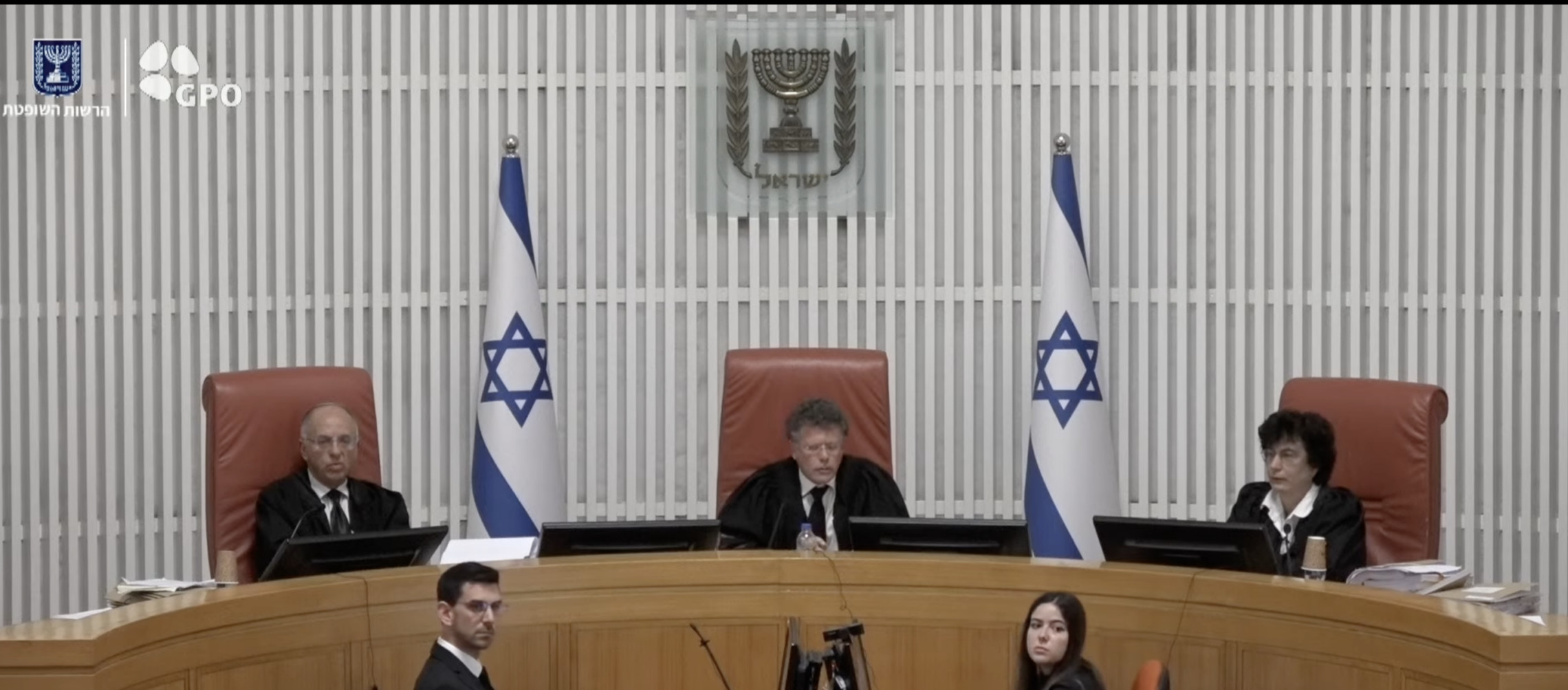 הדיון בהדחת רונן בר בבג״ץ. 8 באפריל 2025 (צילום: צילום מסך) הדיון בהדחת רונן בר בבג״ץ. 8 באפריל 2025 (צילום: צילום מסך)