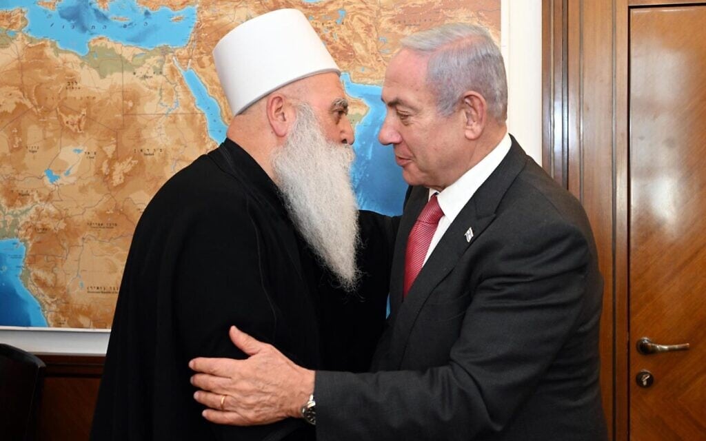 ארכיון: בנימין נתניהו עם מנהיגה הרוחני של העדה הדרוזית בישראל (צילום: חיים צח, לע״מ) ארכיון: בנימין נתניהו עם מנהיגה הרוחני של העדה הדרוזית בישראל (צילום: חיים צח, לע״מ)