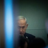 ראש הממשלה בנימין נתניהו בישיבה של ועדת החוץ והביטחון בכנסת, 11 במאי 2025 (צילום: יונתן זינדל/פלאש90) ראש הממשלה בנימין נתניהו בישיבה של ועדת החוץ והביטחון בכנסת, 11 במאי 2025 (צילום: יונתן זינדל/פלאש90)