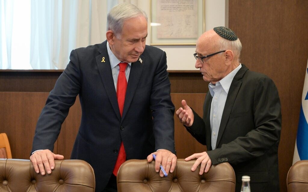 ראש הממשלה בנימין נתניהו ויעקב נגל, 5 במאי 2025 (צילום: מעיין טואף/ לע"מ) ראש הממשלה בנימין נתניהו ויעקב נגל, 5 במאי 2025 (צילום: מעיין טואף/ לע"מ)