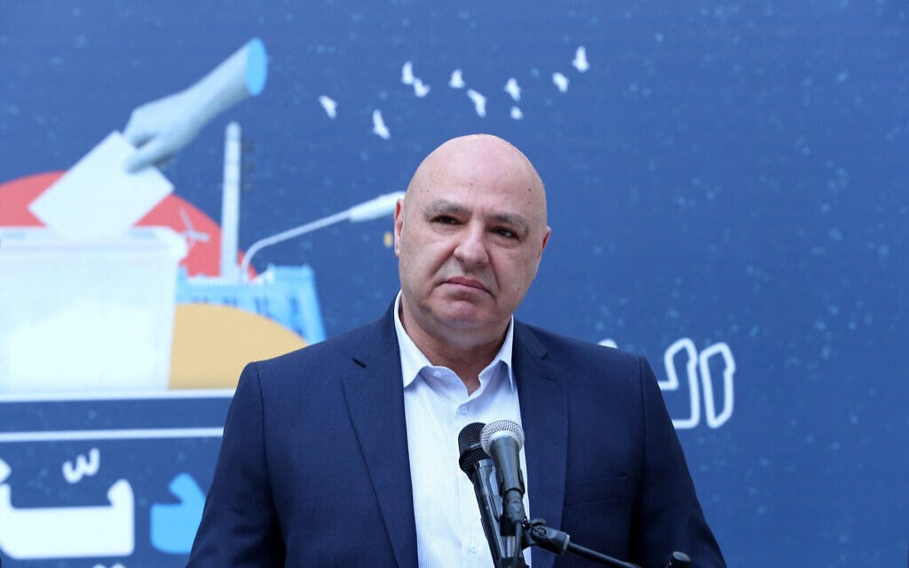 נשיא לבנון ג'וזף עאון במשרד הפנים בביירות, 4 במאי 2025 (צילום: Lebanese Presidency / AFP) נשיא לבנון ג'וזף עאון במשרד הפנים בביירות, 4 במאי 2025 (צילום: Lebanese Presidency / AFP)