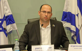 יושב ראש ועדת החוקה, חוק ומשפט שמחה רוטמן בישיבת הוועדה, 3 ביוני 2025 (צילום: דני שם טוב, דוברות הכנסת) יושב ראש ועדת החוקה, חוק ומשפט שמחה רוטמן בישיבת הוועדה, 3 ביוני 2025 (צילום: דני שם טוב, דוברות הכנסת)