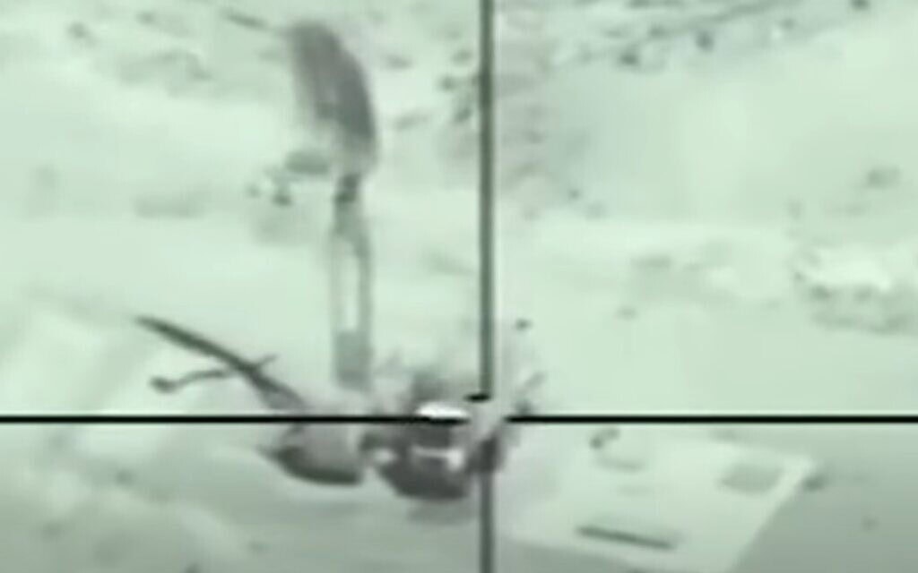 מכ"ם איראני באזור אספהאן, לפני שהותקף על ידי מטוס קרב של חיל האוויר (צילום: מתוך סרטון שפרסם צה"ל) מכ"ם איראני באזור אספהאן, לפני שהותקף על ידי מטוס קרב של חיל האוויר (צילום: מתוך סרטון שפרסם צה"ל)