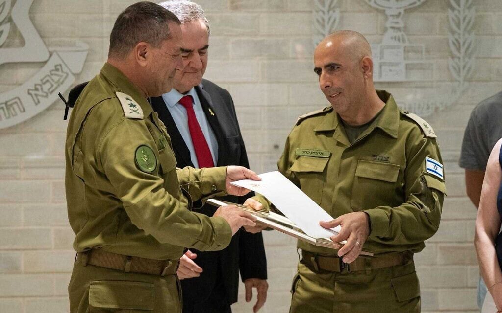 מפקד אוגדה 162 לשעבר תא"ל איציק כהן הועלה לדרגת אלוף, 29 ביוני 2025 (צילום: דובר צה"ל) מפקד אוגדה 162 לשעבר תא"ל איציק כהן הועלה לדרגת אלוף, 29 ביוני 2025 (צילום: דובר צה"ל)
