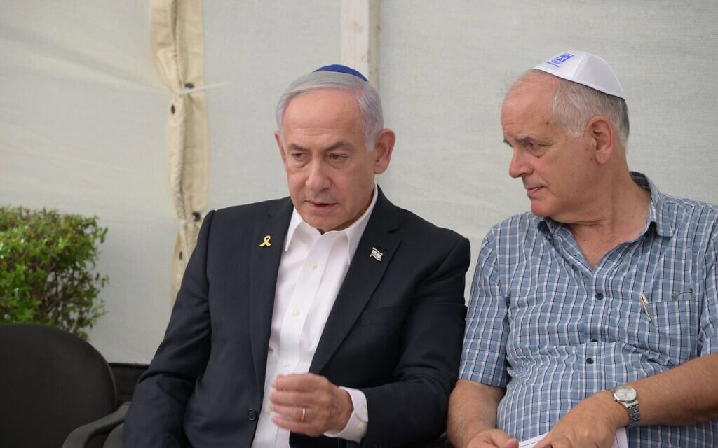 בנימין נתניהו באזכרה לזכר יוני נתניהו, 1 ביולי 2025 (צילום: עמוס בן גרשום/ לע״מ) בנימין נתניהו באזכרה לזכר יוני נתניהו, 1 ביולי 2025 (צילום: עמוס בן גרשום/ לע״מ)