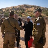 פתיחת המתקן הקדמי הנייד למיון וטיפול בפצועים בסוריה. יולי 2025 (צילום: דובר צה פתיחת המתקן הקדמי הנייד למיון וטיפול בפצועים בסוריה. יולי 2025 (צילום: דובר צה