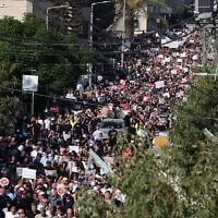 הפגנה נגד הרעב בעזה בעיר סח'נין שבישראל, 25 ביולי 2025 (צילום: Ahmad GHARABLI / AFP) הפגנה נגד הרעב בעזה בעיר סח'נין שבישראל, 25 ביולי 2025 (צילום: Ahmad GHARABLI / AFP)