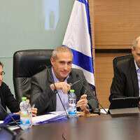 חנוך מילביצקי בישיבת ועדת הכספים בכנסת, 29 ביולי 2025 (צילום: דני שם טוב, דוברות הכנסת) חנוך מילביצקי בישיבת ועדת הכספים בכנסת, 29 ביולי 2025 (צילום: דני שם טוב, דוברות הכנסת)
