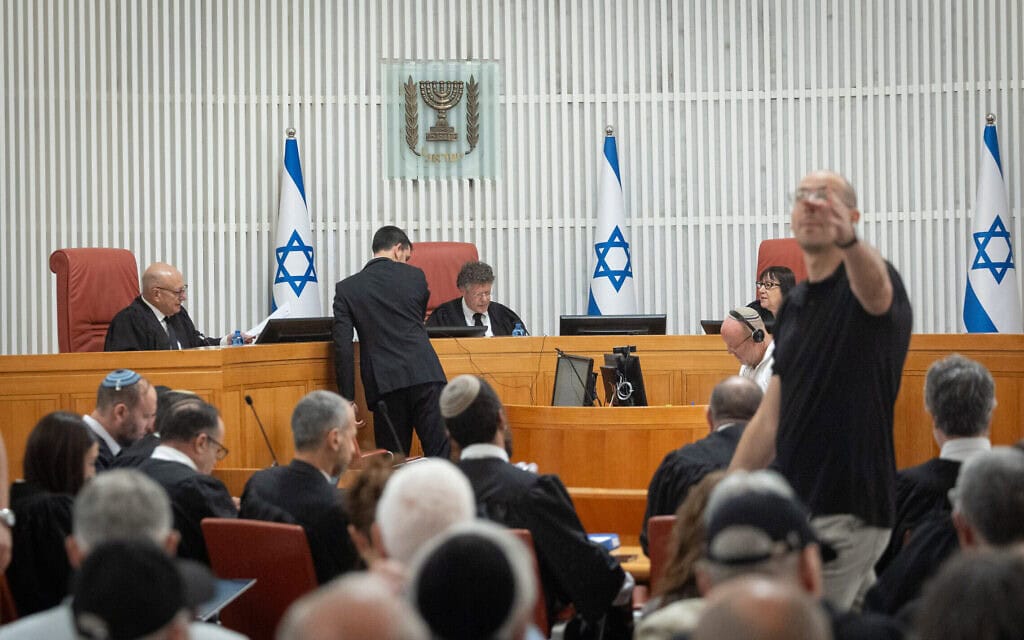 דיון בג״ץ בנושא מינוי ראש שב״כ, 1 ביולי 2025 (צילום: יונתן זינדל/פלאש90) דיון בג״ץ בנושא מינוי ראש שב״כ, 1 ביולי 2025 (צילום: יונתן זינדל/פלאש90)