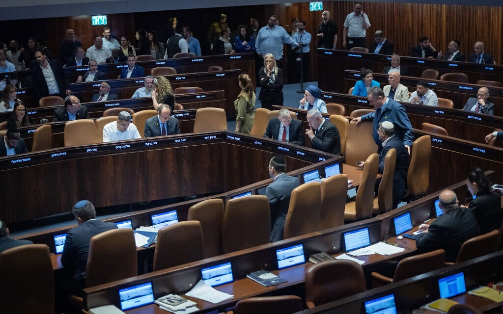 מליאת הכנסת, 14 ביולי 2025 (צילום: יונתן זינדל/פלאש90) מליאת הכנסת, 14 ביולי 2025 (צילום: יונתן זינדל/פלאש90)