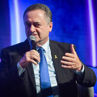 שר הביטחון ישראל כ"ץ בוועידה של מרכז השלטון המקומי באקספו תל אביב, 15 ביולי 2025 (צילום: אבשלום ששוני/פלאש90) שר הביטחון ישראל כ"ץ בוועידה של מרכז השלטון המקומי באקספו תל אביב, 15 ביולי 2025 (צילום: אבשלום ששוני/פלאש90)