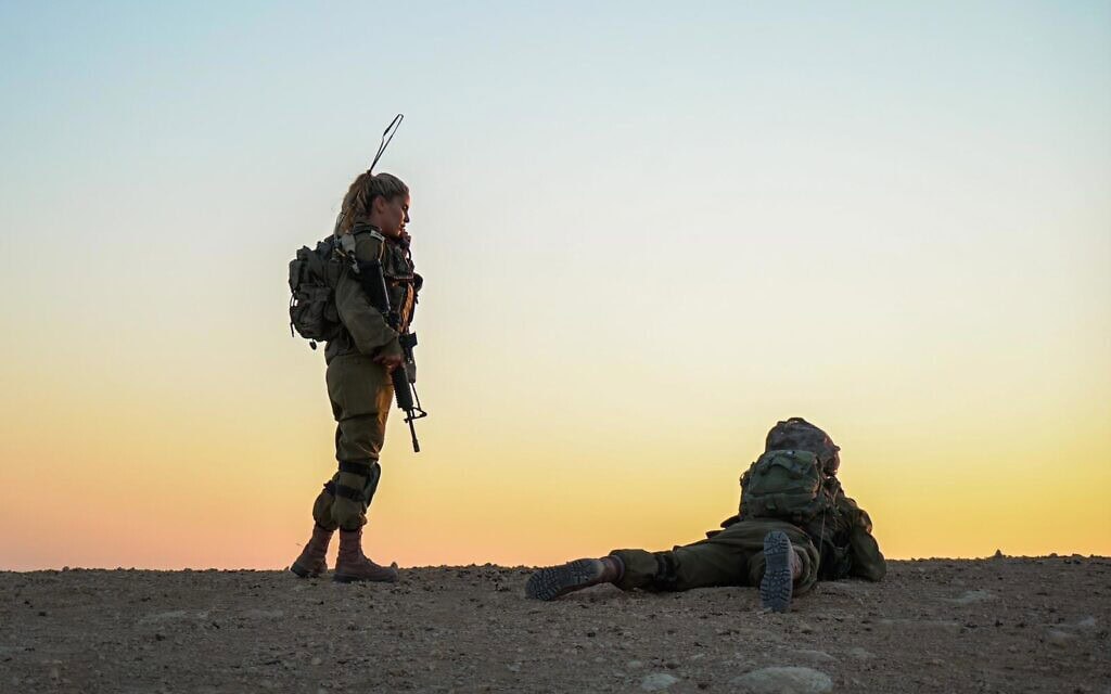אילוסטרציה: הכשרת לוחמות (צילום: דובר צה"ל) אילוסטרציה: הכשרת לוחמות (צילום: דובר צה"ל)
