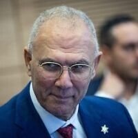 יוסי שליבזמן שהיה מנכ"ל משרד ראש הממשלה, בישיבת ועדת הכספים בכנסת, 5 ביוני 2024 (צילום: יונתן זינדל/פלאש90) יוסי שליבזמן שהיה מנכ"ל משרד ראש הממשלה, בישיבת ועדת הכספים בכנסת, 5 ביוני 2024 (צילום: יונתן זינדל/פלאש90)
