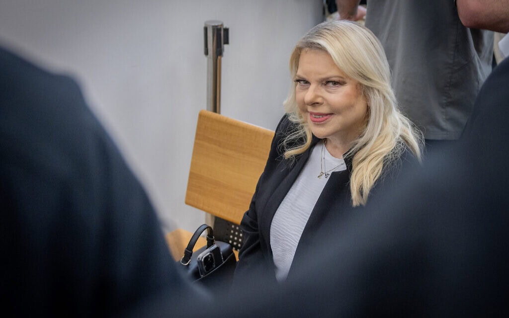 שרה נתניהו בבית הדין לעבודה, 5 במאי 2025 (צילום: חיים גולדברג/פלאש90) שרה נתניהו בבית הדין לעבודה, 5 במאי 2025 (צילום: חיים גולדברג/פלאש90)