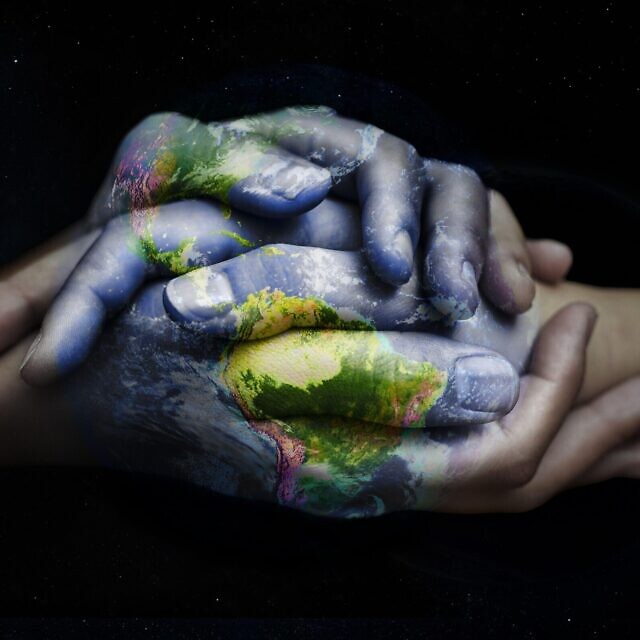 אילוסטרציה: שיתוף פעולה בינלאומי (צילום: Yuri Arcurs / Alamy) אילוסטרציה: שיתוף פעולה בינלאומי (צילום: Yuri Arcurs / Alamy)