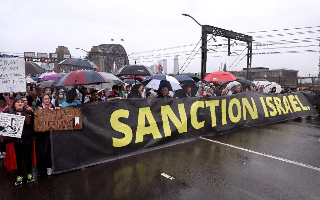 הפגנה נגד ישראל בסידני, אוסטרליה, 3 באוגוסט 2025 (צילום: David GRAY / AFP)
