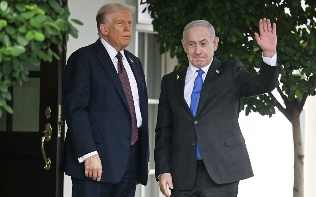 בנימין נתניהו ודונלד טראמפ בבית הלבן, 29 בספטמבר 2025 (צילום: Jim WATSON / AFP)