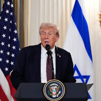 דונלד טראמפ בהצהרה לצד נתניהו בבית הלבן, 29 בספטמבר 2025 (צילום: AP Photo/Alex Brandon) דונלד טראמפ בהצהרה לצד נתניהו בבית הלבן, 29 בספטמבר 2025 (צילום: AP Photo/Alex Brandon)