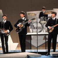 ChatGPT said:  הביטלס ב"המופע של אד סאליבן" באמריקה, פברואר 1964