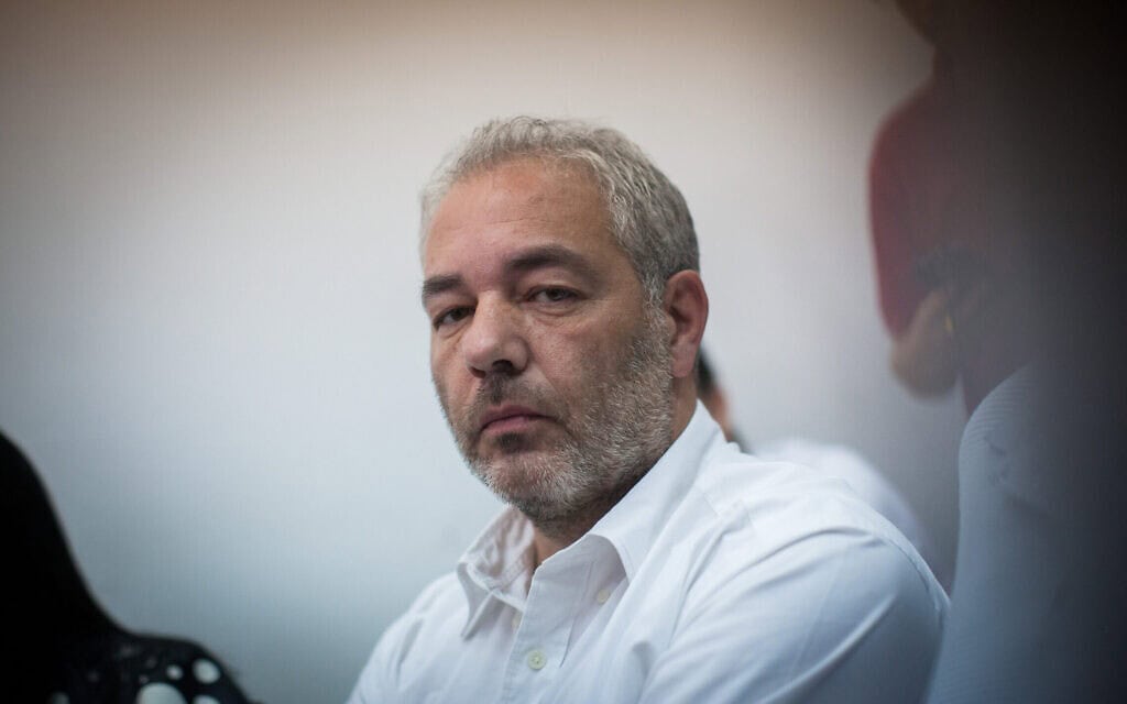 רונאל פישר בבית משפט השלום בירושלים, 7 ביולי 2014 (צילום: יונתן זינדל/פלאש90) רונאל פישר בבית משפט השלום בירושלים, 7 ביולי 2014 (צילום: יונתן זינדל/פלאש90)