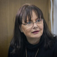 פרקליטת מחוז תל אביב לשעבר רות דוד מגיעה לדיון בבית המשפט המחוזי בירושלים בפרשת פישר, 26 בפברואר 2018 (צילום: יונתן זינדל/פלאש90) פרקליטת מחוז תל אביב לשעבר רות דוד מגיעה לדיון בבית המשפט המחוזי בירושלים בפרשת פישר, 26 בפברואר 2018 (צילום: יונתן זינדל/פלאש90)