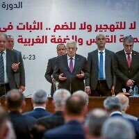 נשיא הרשות הפלסטינית מחמוד עבאס בפתח מושב המועצה המרכזית הפלסטינית, ברמאללה, 23 באפריל 2025