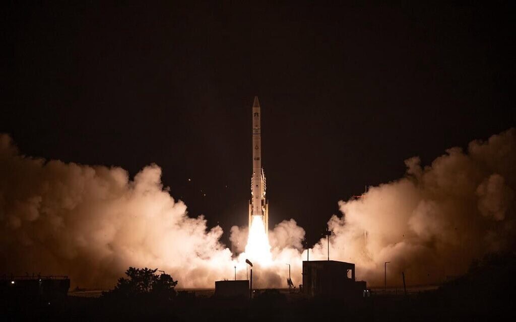 הלווין אופק 9 משוגר לחלל. 2 בספטמבר 2025 (צילום: משרד הביטחון) הלווין אופק 9 משוגר לחלל. 2 בספטמבר 2025 (צילום: משרד הביטחון)