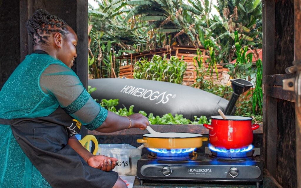 מתקן "הום ביוגז" באפריקה (צילום: באדיבות "הום ביוגז") מתקן "הום ביוגז" באפריקה (צילום: באדיבות "הום ביוגז")