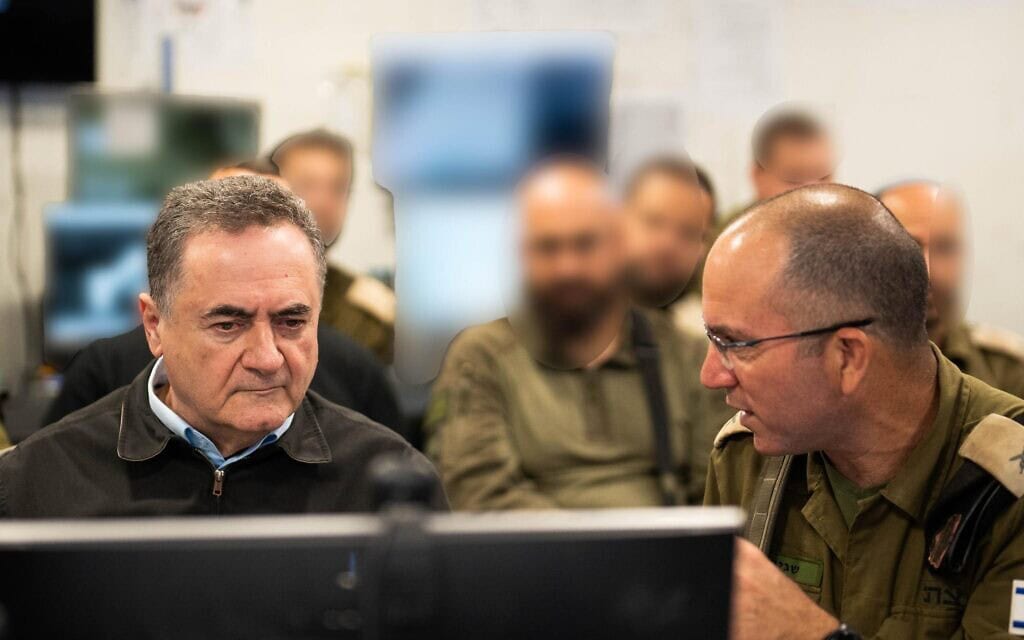 שר הביטחון ישראל כ״ץ בביקור באוגדה 162 לצד המאו״ג תא״ל שגיב דהן, 16 בספטמבר 2025 (צילום: אריאל חרמוני/משרד הביטחון) שר הביטחון ישראל כ״ץ בביקור באוגדה 162 לצד המאו״ג תא״ל שגיב דהן, 16 בספטמבר 2025 (צילום: אריאל חרמוני/משרד הביטחון)