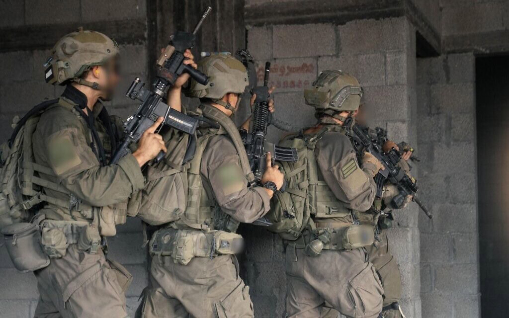 חיילי צה"ל בעזה, ספטמבר 2025 (צילום: דובר צה"ל) חיילי צה"ל בעזה, ספטמבר 2025 (צילום: דובר צה"ל)