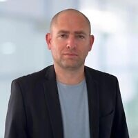 כתב הפלילים של "הארץ", ג'וש בריינר