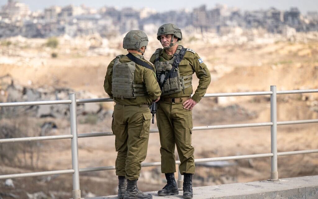 הרמטכ״ל רא״ל אייל זמיר בסיור בדרום העיר עזה. 24 בספטמבר 2025 (צילום: דובר צה״ל ) הרמטכ״ל רא״ל אייל זמיר בסיור בדרום העיר עזה. 24 בספטמבר 2025 (צילום: דובר צה״ל )