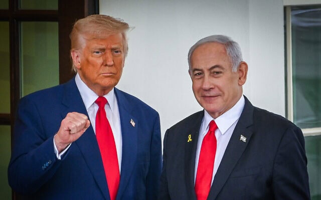 ראש הממשלה בנימין נתניהו ונשיא ארצות הברית דונלד טראמפ בבית הלבן, 7 באפריל 2025 (צילום: לירי אגמי/פלאש90) ראש הממשלה בנימין נתניהו ונשיא ארצות הברית דונלד טראמפ בבית הלבן, 7 באפריל 2025 (צילום: לירי אגמי/פלאש90)