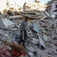 אתר בחאן יונס שהותקף על ידי ישראל, 29 באוקטובר 2025 (צילום: BASHAR TALEB / AFP) אתר בחאן יונס שהותקף על ידי ישראל, 29 באוקטובר 2025 (צילום: BASHAR TALEB / AFP)